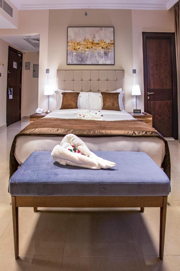 Viola Hotel Apartments 샤르자 외부 사진