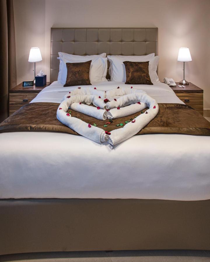 Viola Hotel Apartments 샤르자 외부 사진